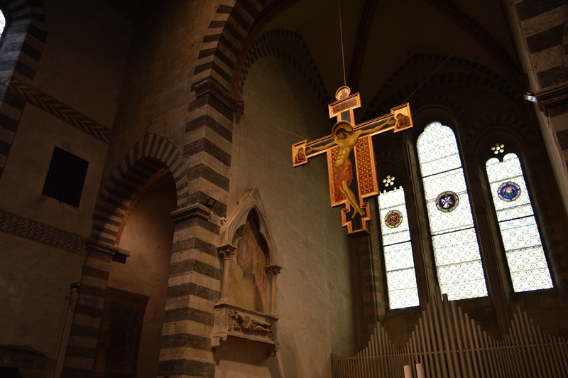 Arezzo-Chiesa-di-S.-Domenico-interno-con-Crocifisso-di-Cimabue